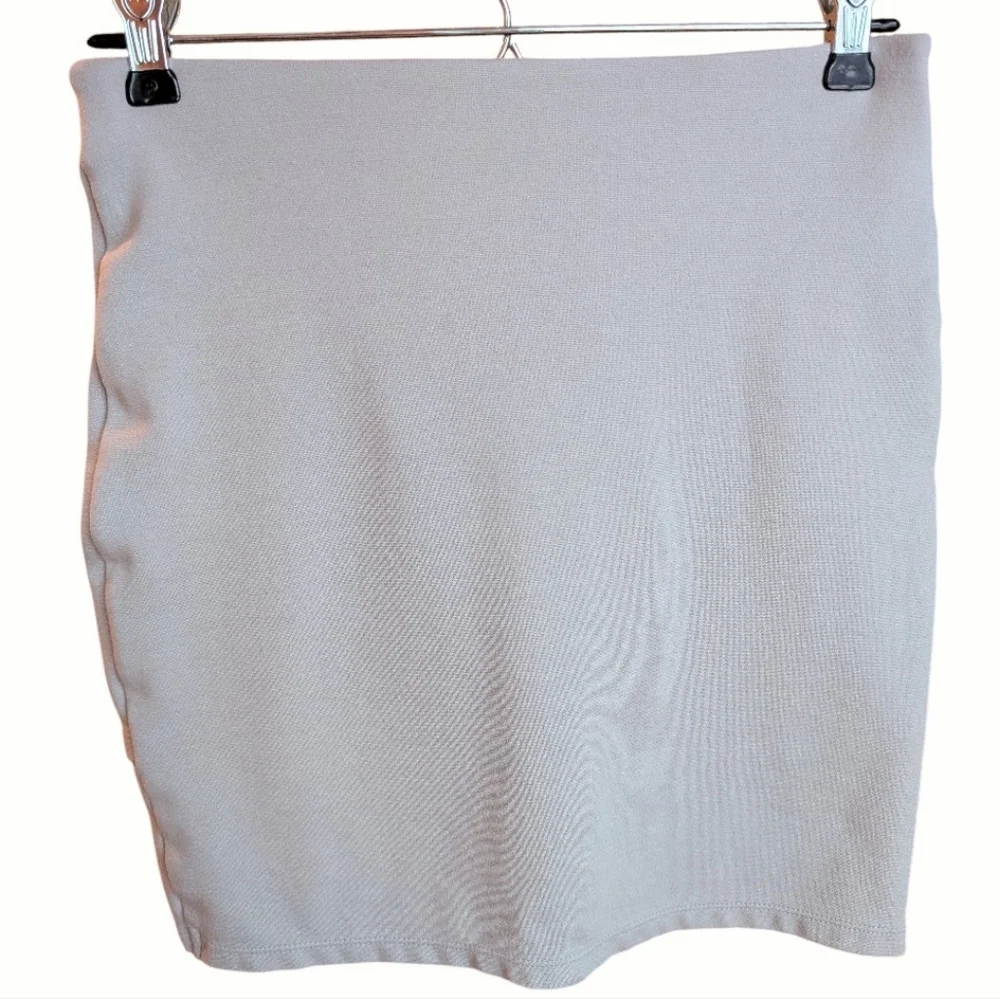 Aritzia Talula Skirt Micro Mini Fairy Y2K Small Dainty Stretch Feminine Taupe - Picture 4 of 10